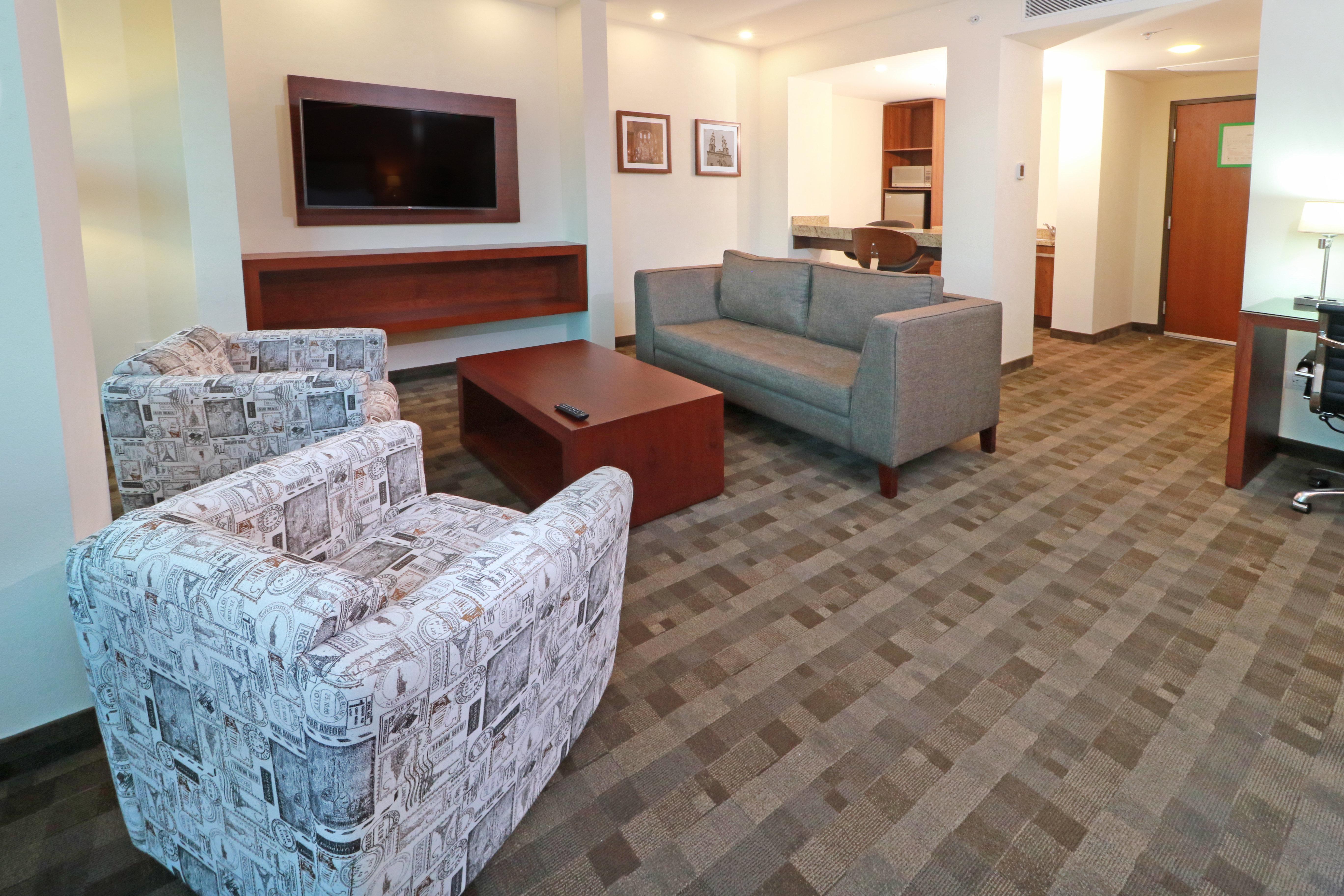 Holiday Inn & Suites Plaza Mayor By Ihg León Zewnętrze zdjęcie