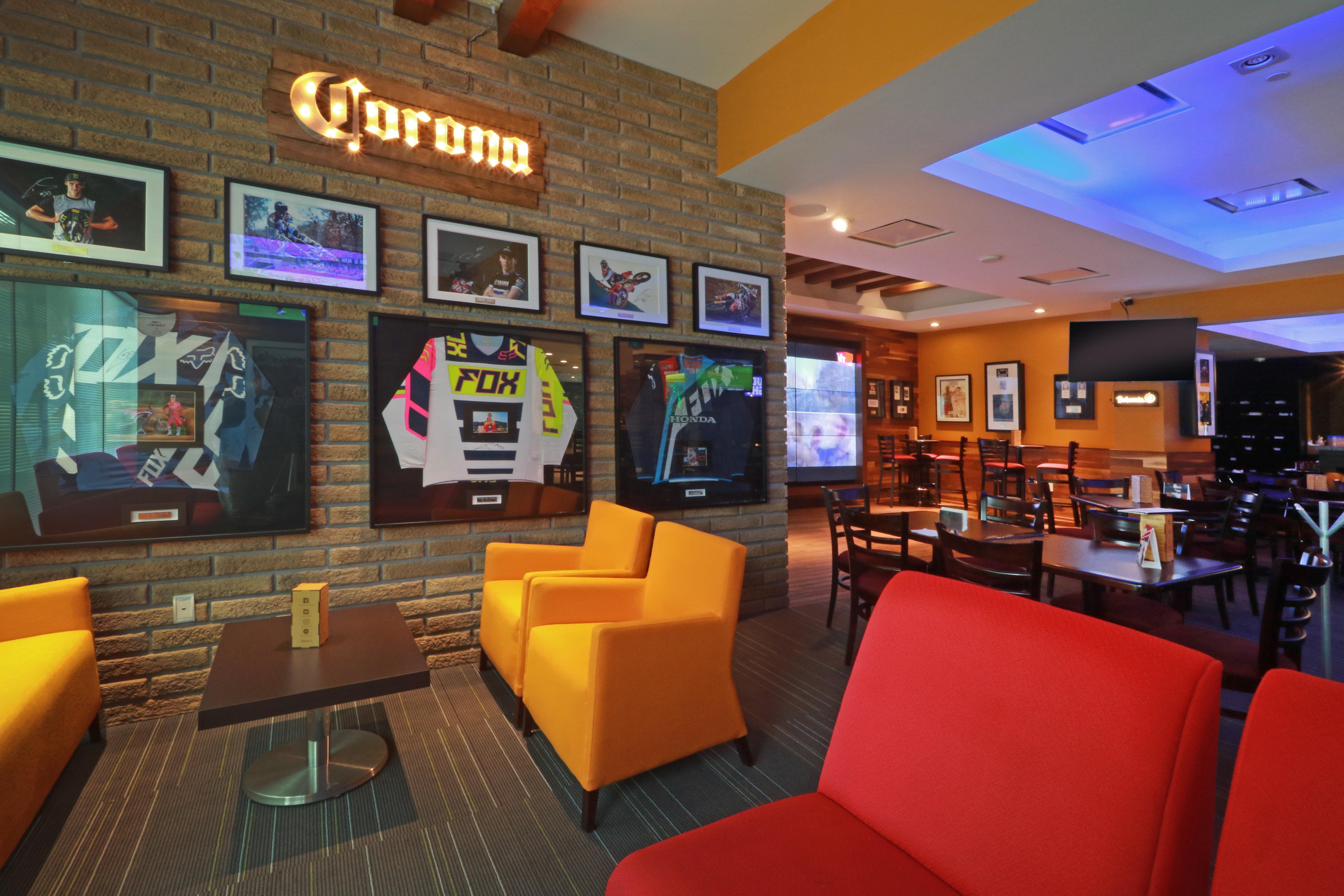Holiday Inn & Suites Plaza Mayor By Ihg León Zewnętrze zdjęcie