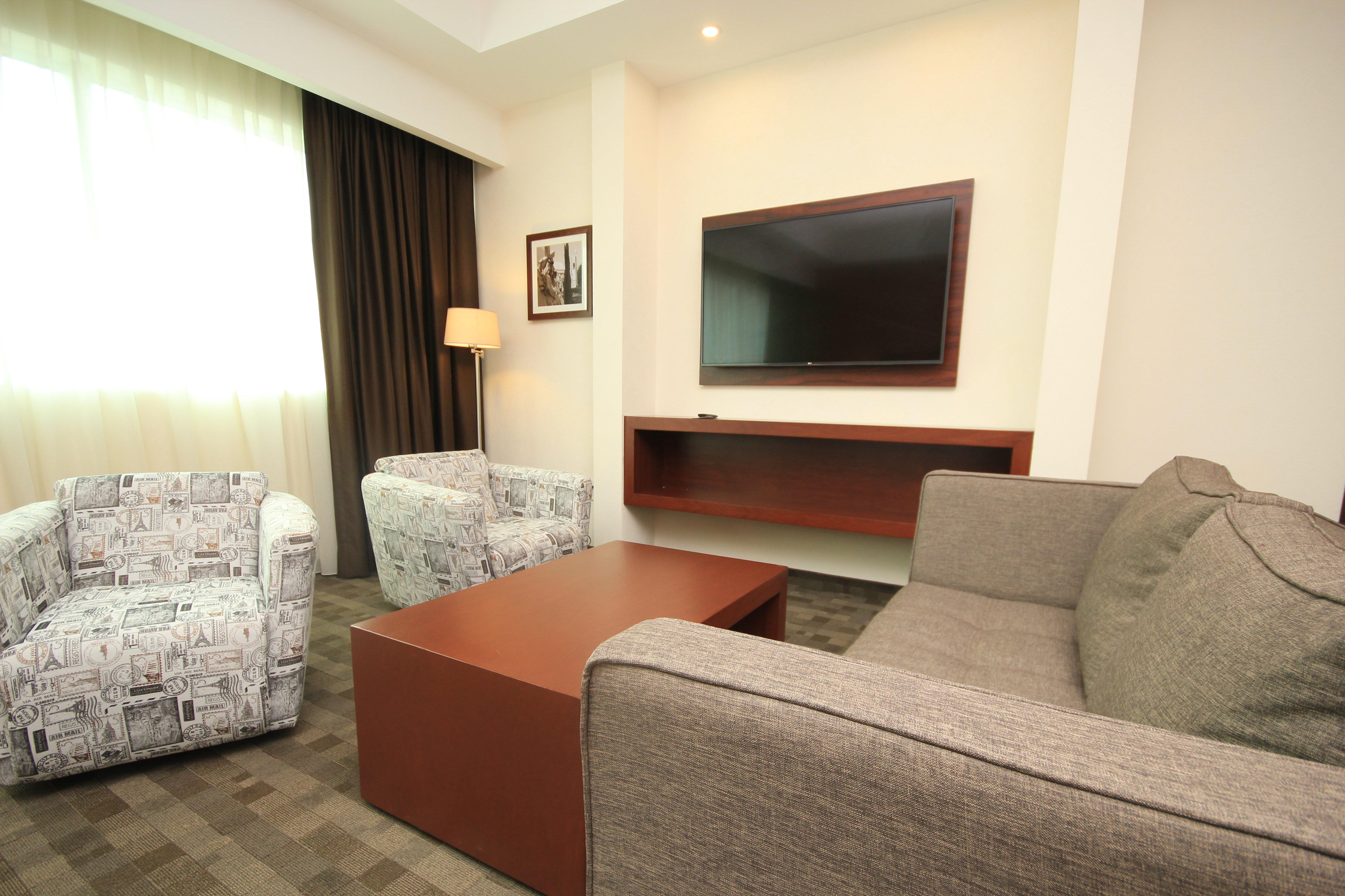 Holiday Inn & Suites Plaza Mayor By Ihg León Zewnętrze zdjęcie