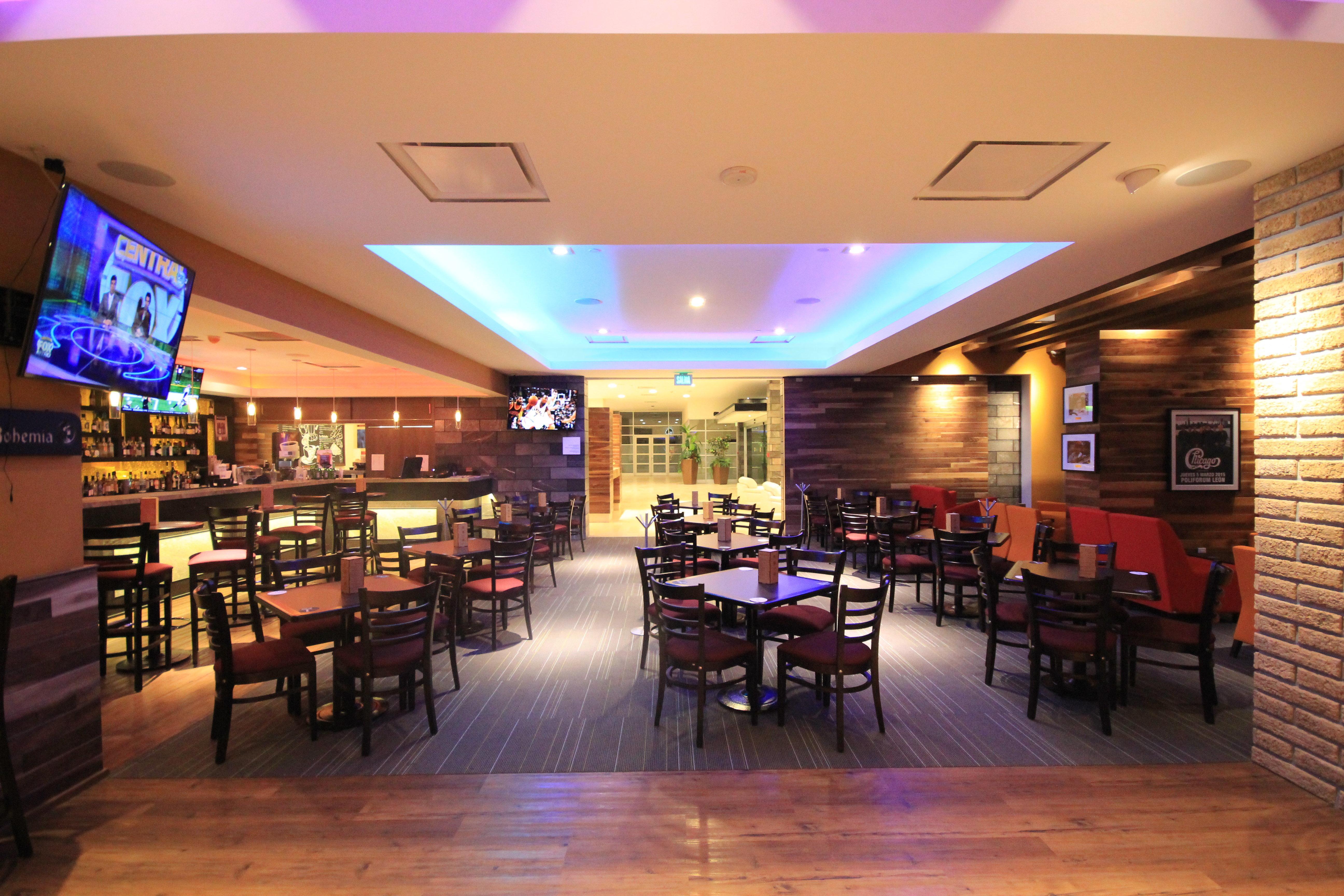 Holiday Inn & Suites Plaza Mayor By Ihg León Zewnętrze zdjęcie