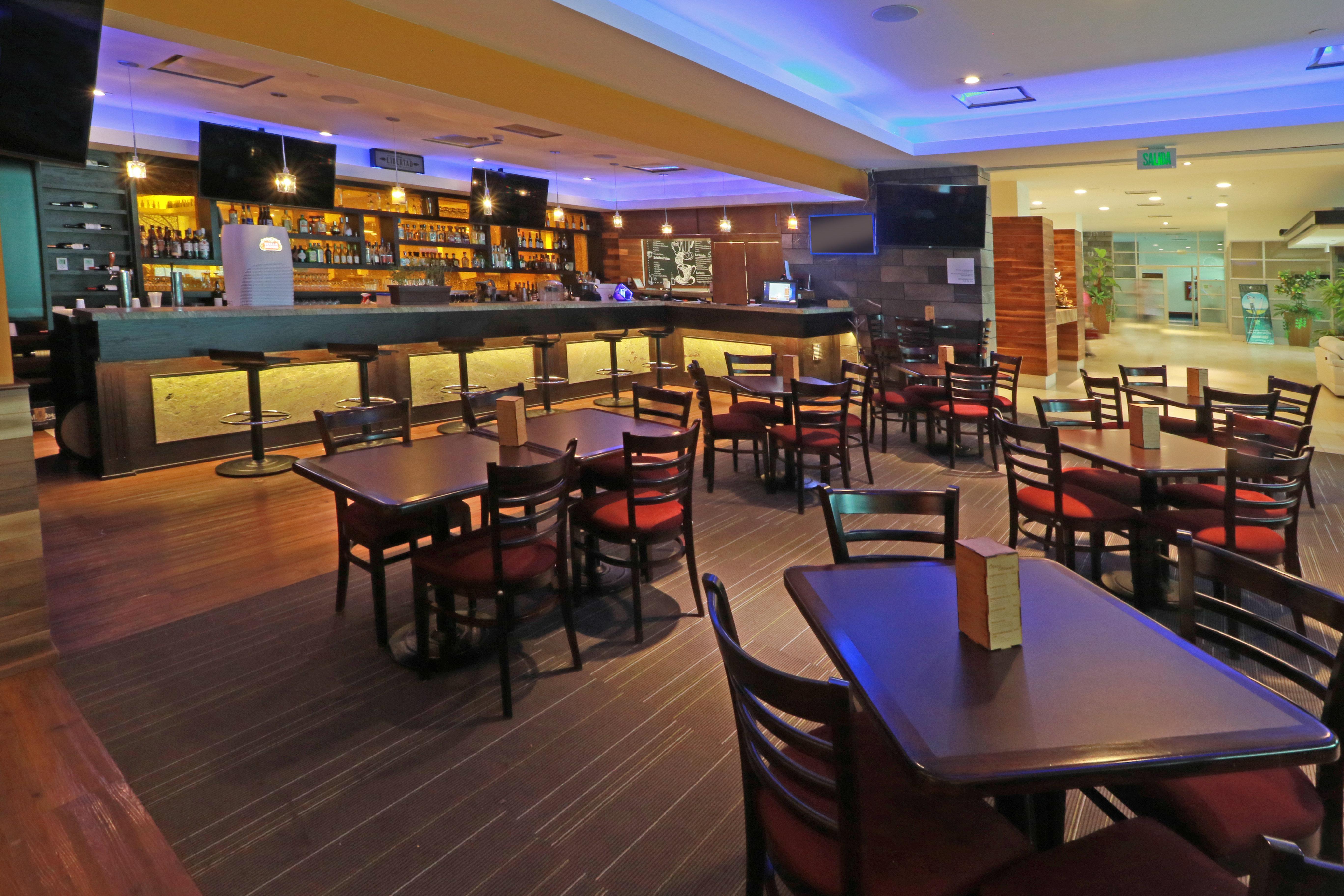 Holiday Inn & Suites Plaza Mayor By Ihg León Zewnętrze zdjęcie