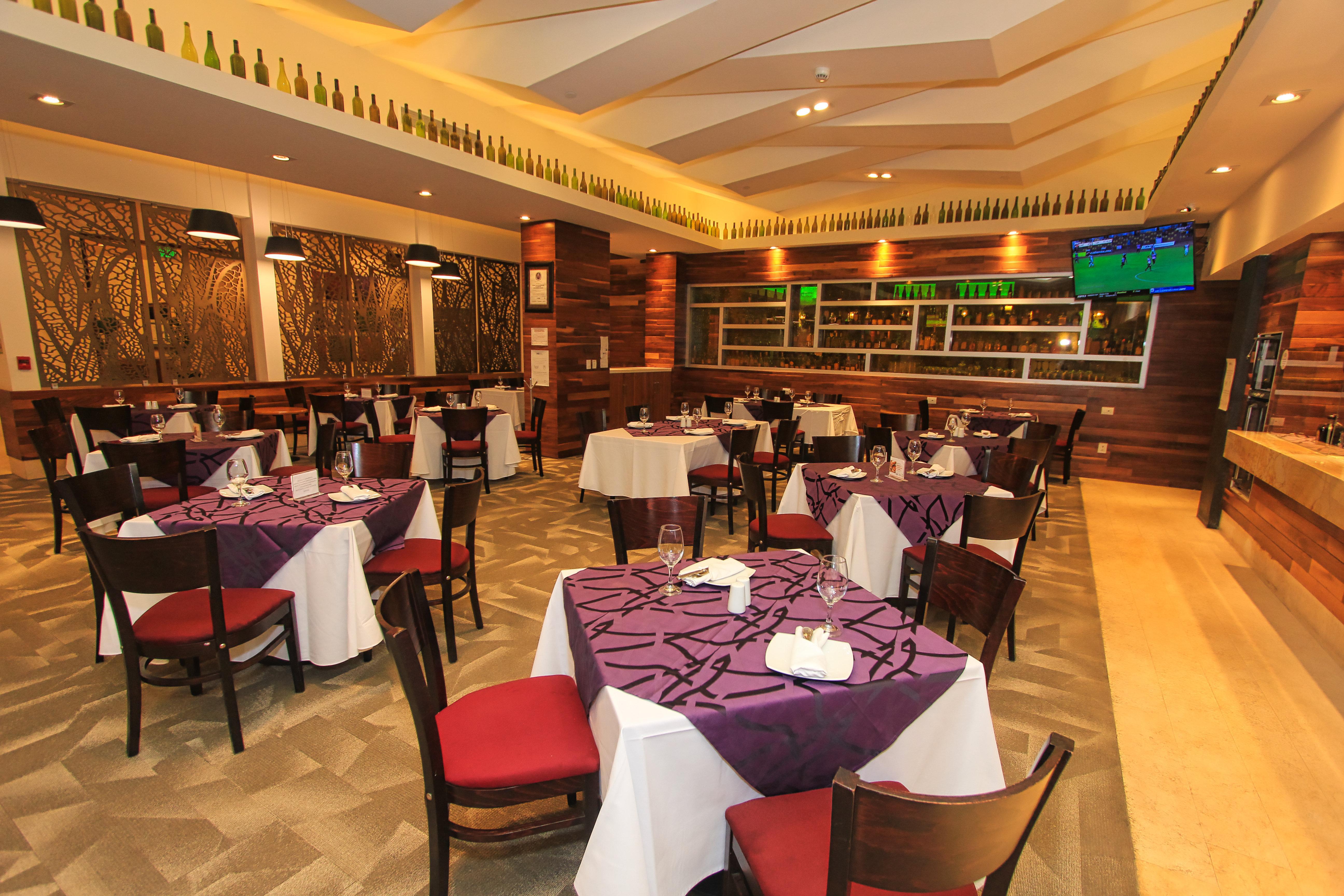 Holiday Inn & Suites Plaza Mayor By Ihg León Zewnętrze zdjęcie
