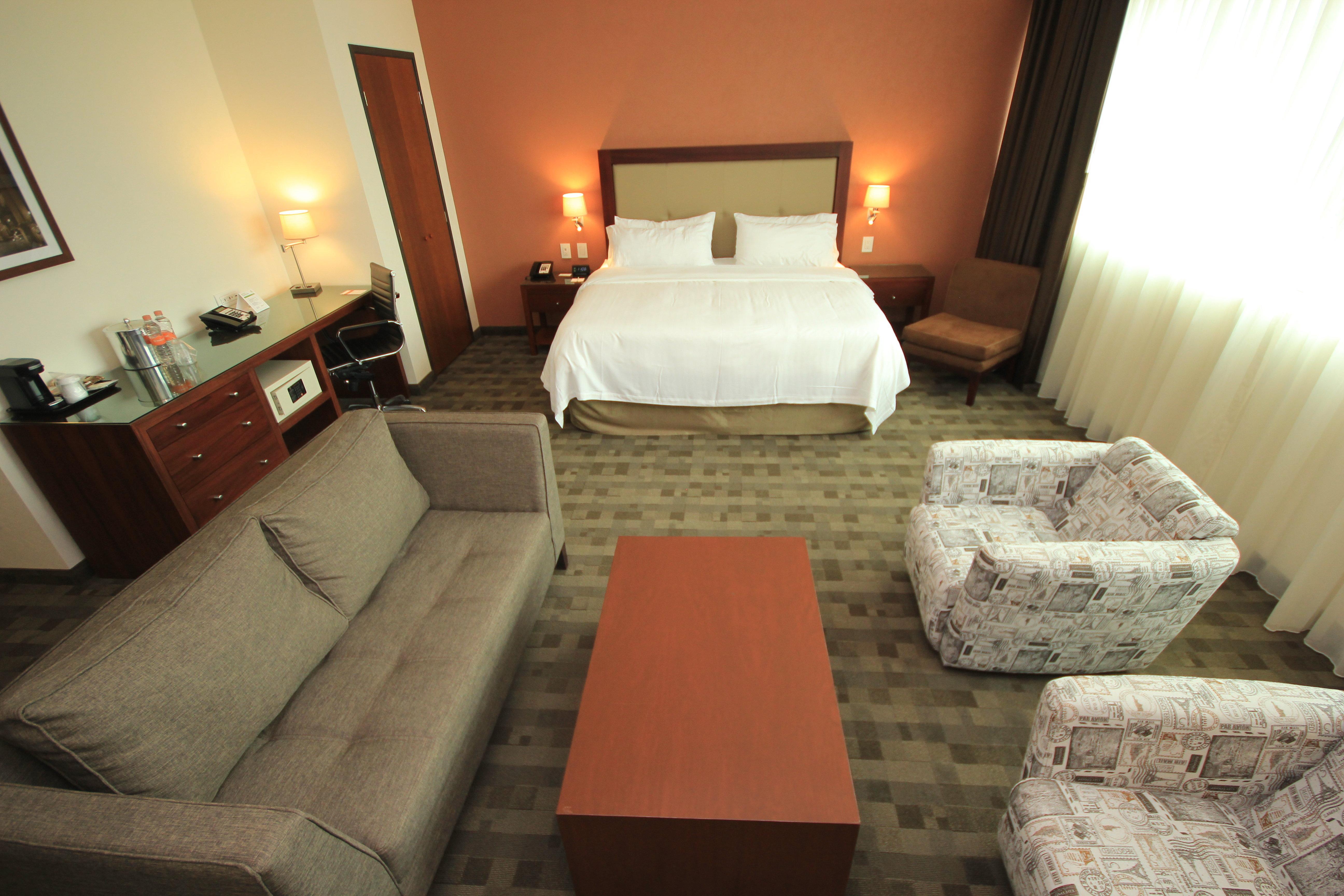 Holiday Inn & Suites Plaza Mayor By Ihg León Zewnętrze zdjęcie