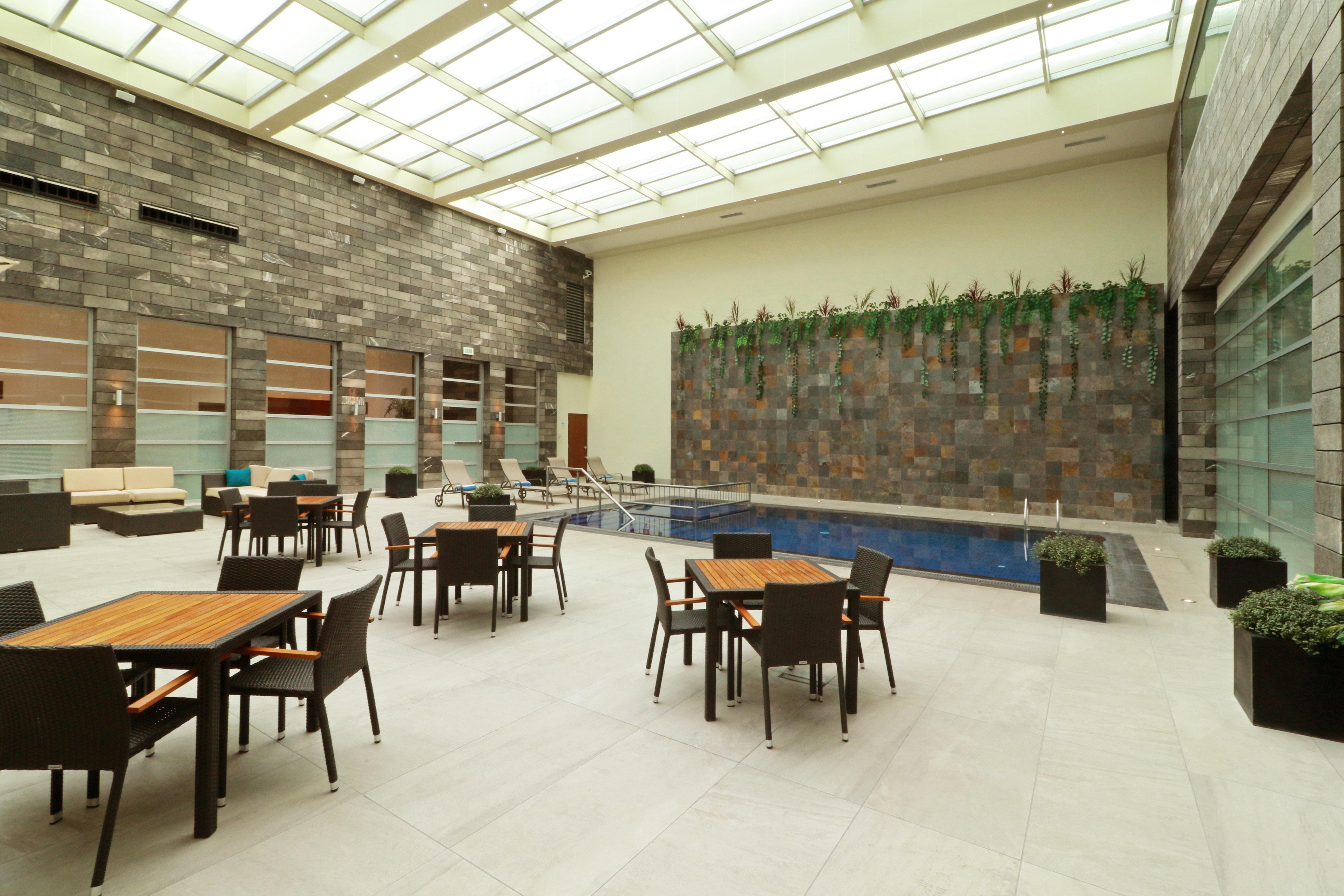 Holiday Inn & Suites Plaza Mayor By Ihg León Zewnętrze zdjęcie