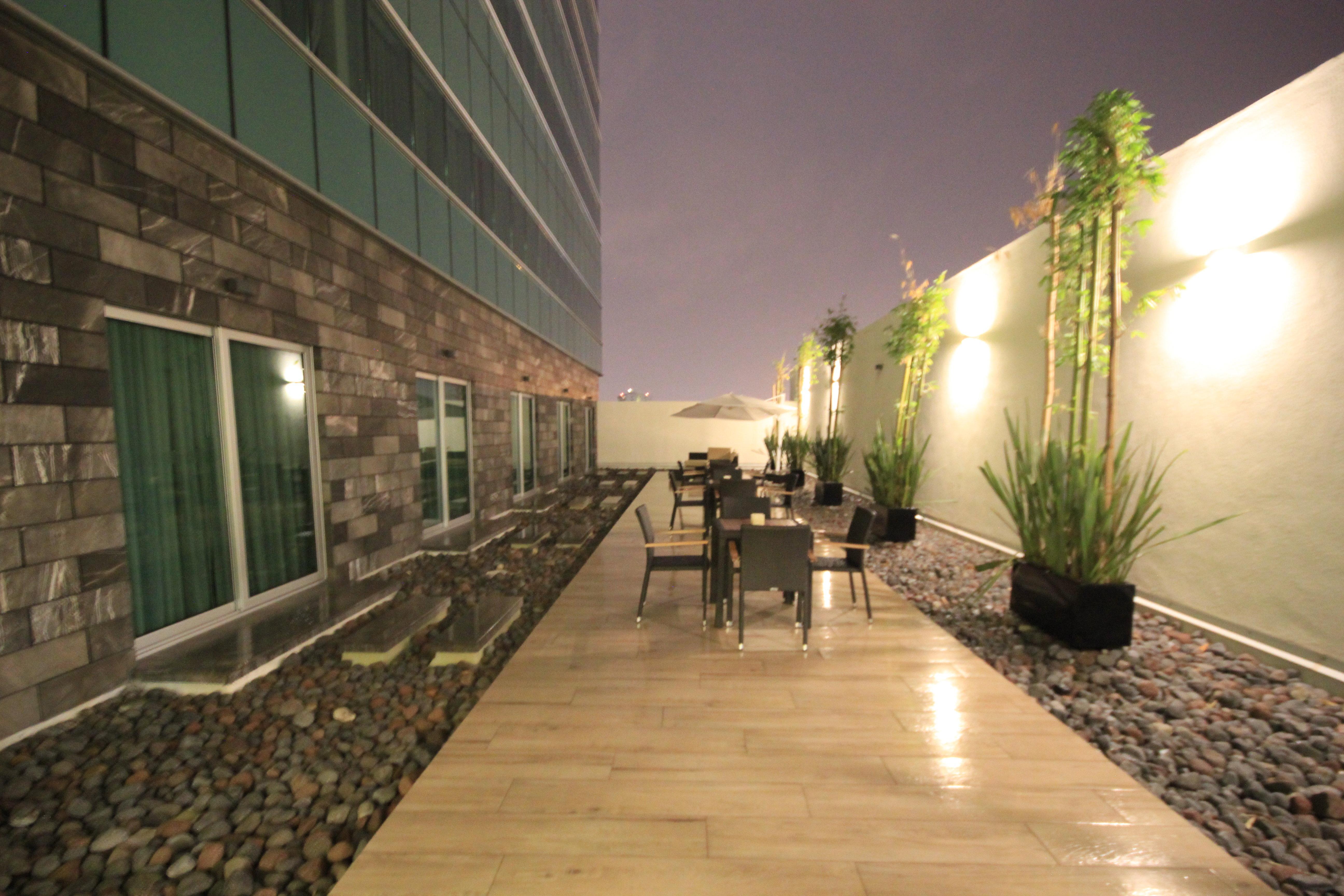 Holiday Inn & Suites Plaza Mayor By Ihg León Zewnętrze zdjęcie