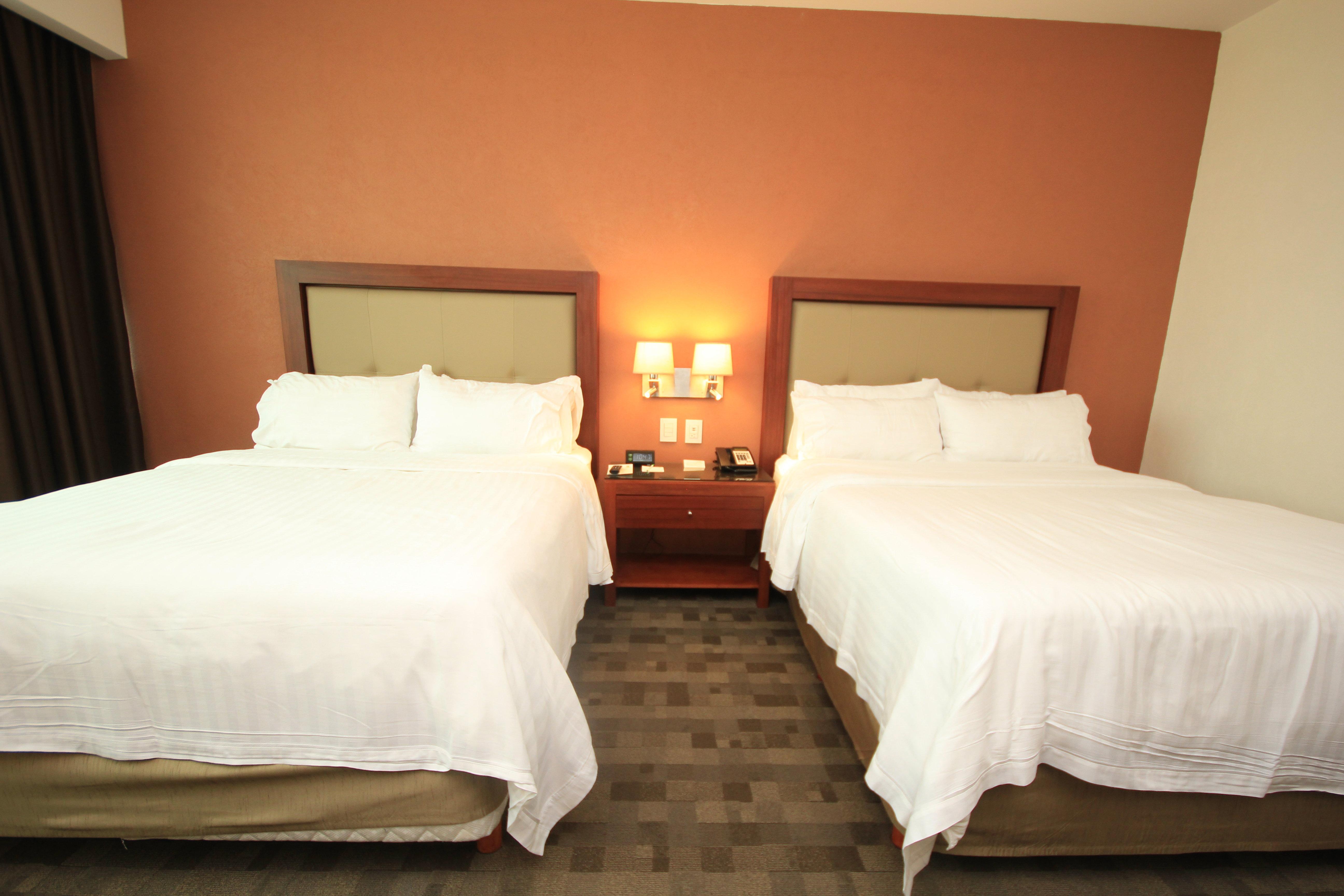 Holiday Inn & Suites Plaza Mayor By Ihg León Zewnętrze zdjęcie